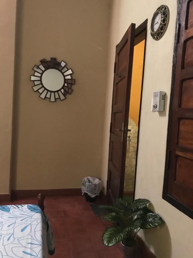 Mi Lugar Vintage Hostal - Calor De Hogar! Asunción Eksteriør bilde